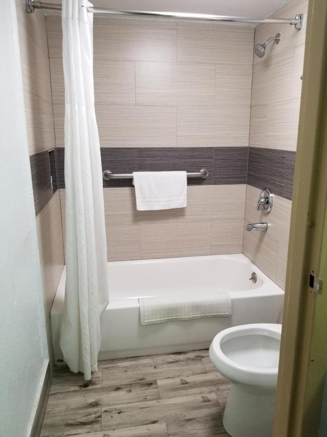 Americas Best Value Inn & Suites Extended Stay - Талса Экстерьер фото
